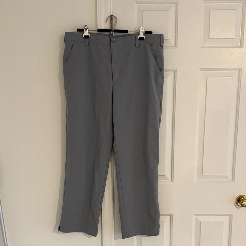 Under Armour Men's Slate Gray Chinos
